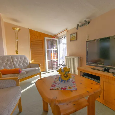 Olhoeft Mit Grossem Balkon アパート Bannemin