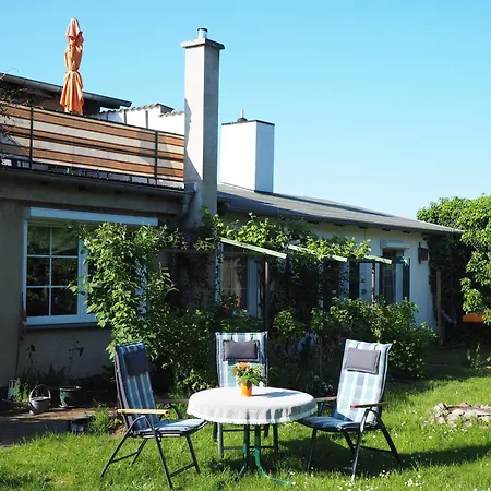 Olhoeft Mit Grossem Balkon アパート Bannemin